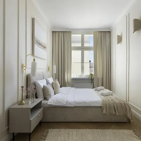 Elite Riverside View
